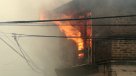 Incendio afectó a tres viviendas en Recoleta