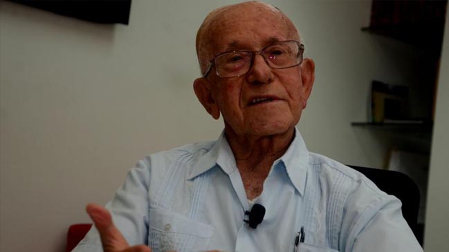  A los 90 años murió uno de los últimos sobrevivientes de Auschwitz  