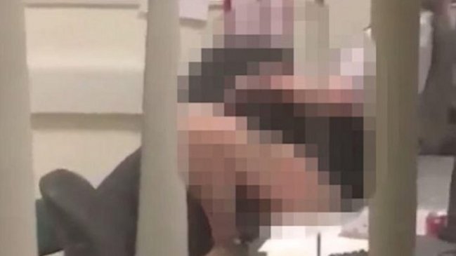 Captan a empleados teniendo sexo en un supermercado