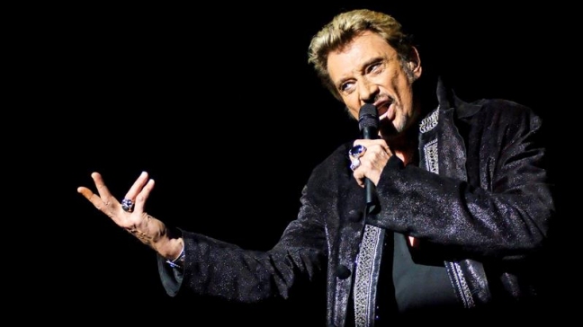 Hallyday no legó nada a sus hijos biológicos porque ya les donó en vida