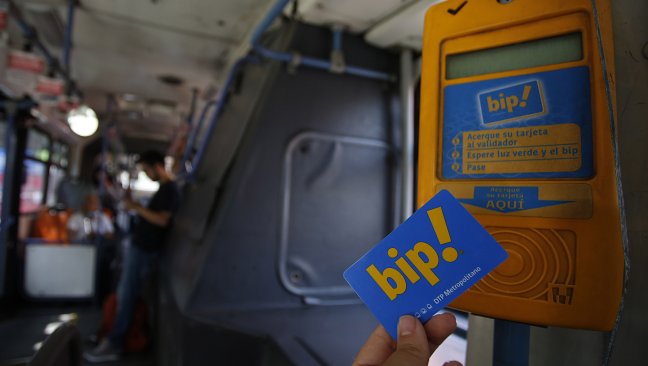 Tarifas del Transantiago y el Metro suben 20 pesos desde este lunes