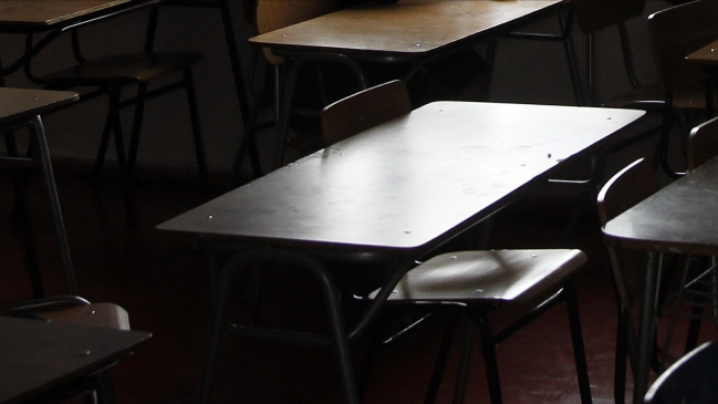 Mineduc eliminó la repitencia automática en enseñanza básica y media
