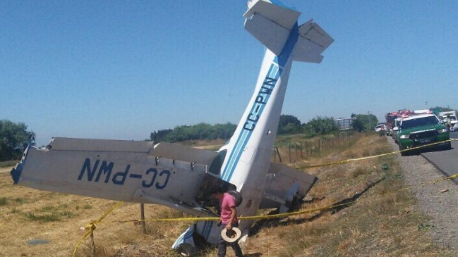 Avioneta se estrelló a un costado de la Ruta 5 Sur