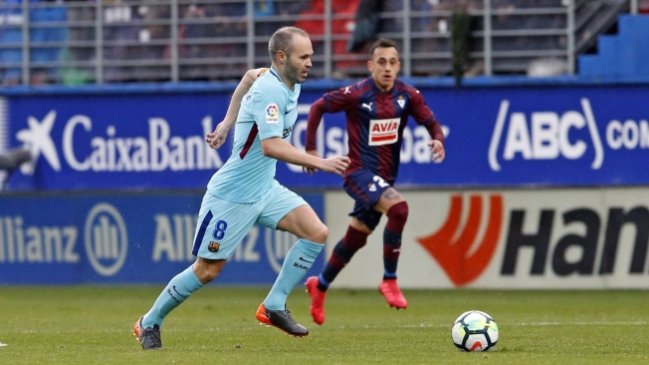 Fabián Orellana fue expulsado en caída de Eibar ante FC Barcelona