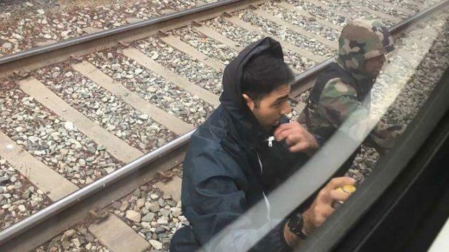 Por tercera vez en la semana sujetos rayaron vagones del Metro de Valparaíso