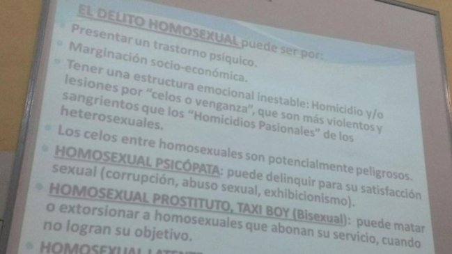 Escándalo provoca profesora universitaria por clase sobre el 