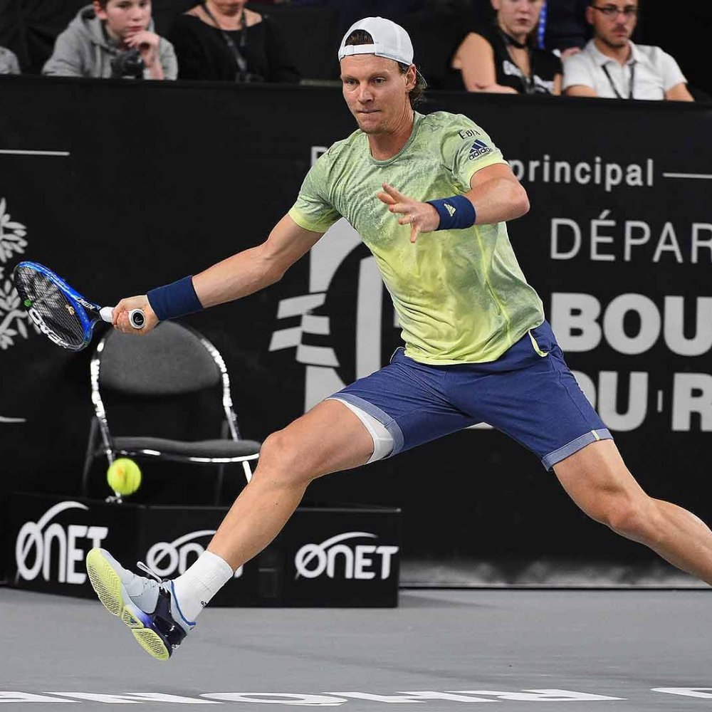 Thomas Berdych y Lucas Pouille se metieron a semifinales del ATP de Marsella