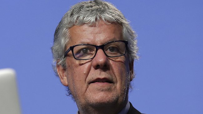 Eyzaguirre a la derecha: 