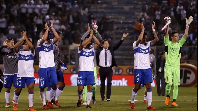 Universidad Católica venció a La Calera y sigue como sólido líder