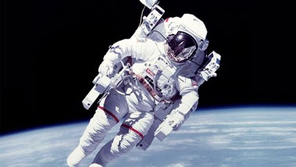   La Historia Es Nuestra: La astrofísica que aprendió parapente en Iquique y podría ir al espacio 