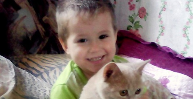 Niño sonámbulo salió de su casa y murió congelado