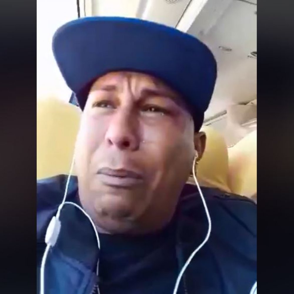 El dramático testimonio de barbero venezolano que acusa haber sido estafado en Chile