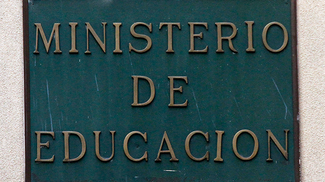 Bilateral de Educación: Delpiano y Varela abordaron gratuidad