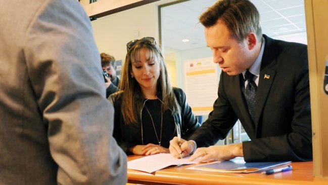 Municipalidad de Punta Arenas se querella por quema de árboles en el cementerio