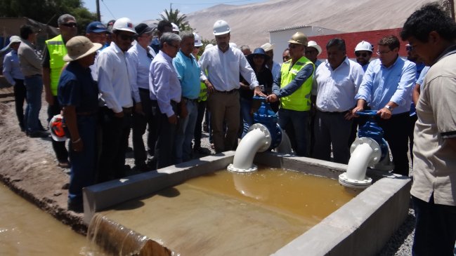 Realizan con éxito primera prueba del nuevo entubamiento del Canal Azapa en Arica