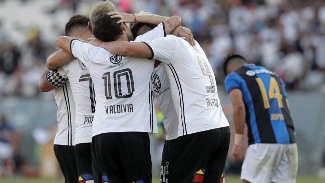 Colo Colo volvió a los festejos con victoria sobre Huachipato en el Monumental