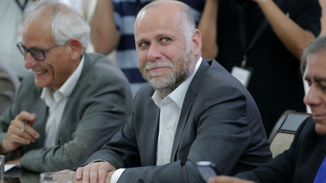 Presidente PS por negociaciones en la oposición: Espero que prime un sentido de unidad