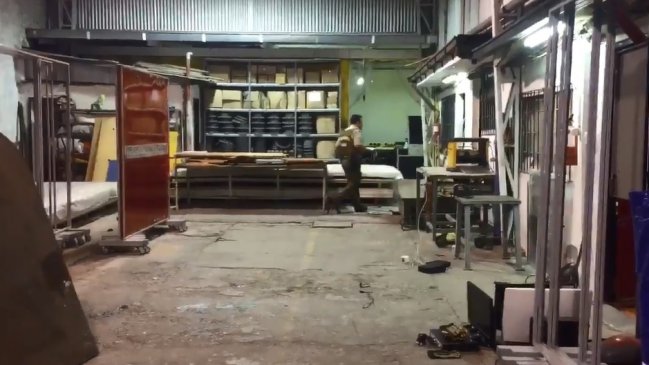 Dos detenidos tras robo frustrado a bodega de Chilexpress en San Miguel