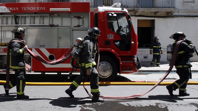 Una persona falleció en un incendio en vivienda de Providencia