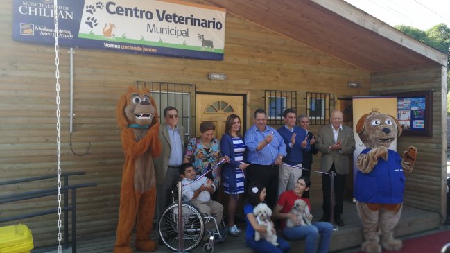 Inauguran centro veterinario municipal en Chillán