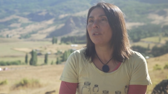 Primera chilena en ascender el Everest fue nominada al premio 