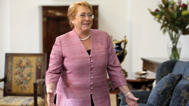 Estudio: Presidenta Bachelet cumplió 56 por ciento de sus promesas