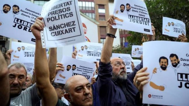 España: Tribunal Supremo impide que candidato catalán asista a pleno sobre su investidura