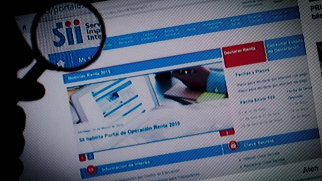 SII defendió Operación Renta ante críticas del Colegio de Contadores