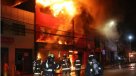 Incendio destruyó cuatro locales comerciales en el centro de Rancagua
