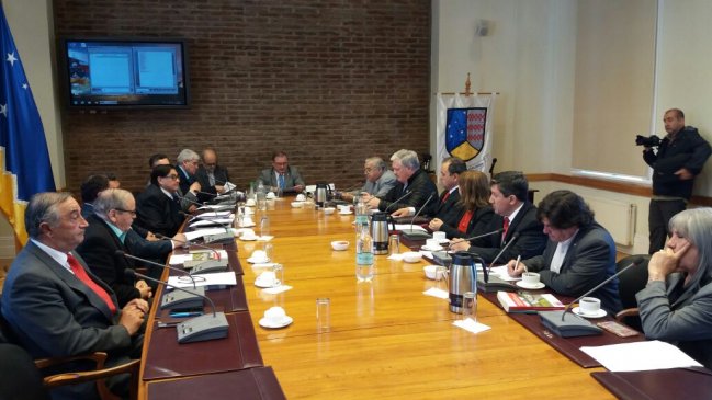 Magallanes: Tolentino Soto España fue elegido presidente del CORE