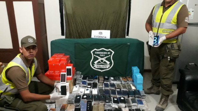 Contrabandistas fueron sorprendidos con más de 900 celulares en Codpa