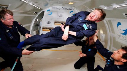   La recordada experiencia de Stephen Hawking en gravedad cero 
