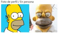Estatua de Homero Simpson causa polémica en México