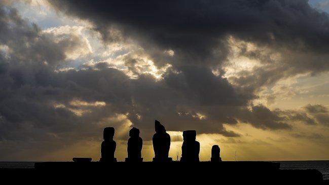 Moais de Isla de Pascua corren riesgo por el cambio climático