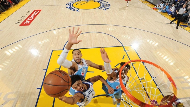 Sacramento Kings superó a un mermado Golden State Warriors