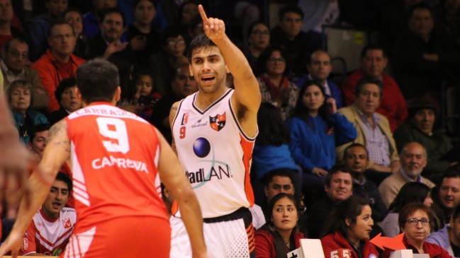 Las Ánimas superó a Valdivia y dio el primer golpe en la final de la Conferencia Sur