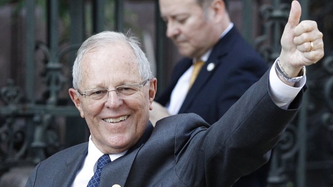 Kuzcynski convocó presunta reunión de despedida