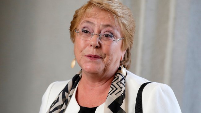  Congreso autorizó a Bachelet para salir del país  