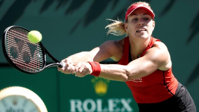 Angelique Kerber se estrenó con sólido triunfo en el Miami Open
