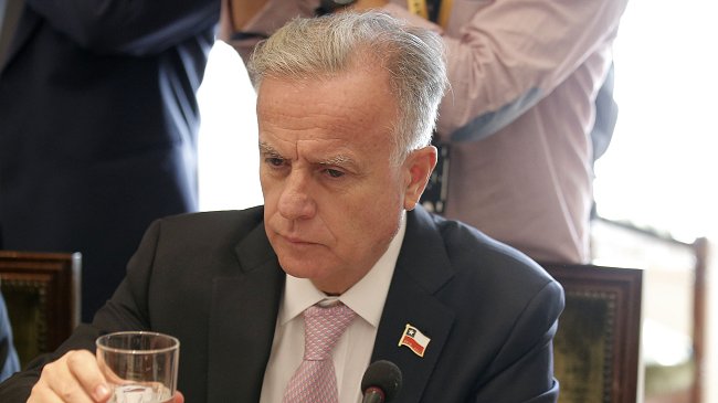 Gobierno modificó reglamento del aborto y la oposición reacciona