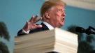 Trump visó el presupuesto a regañadientes: Nunca volveré a firmar una ley como esta