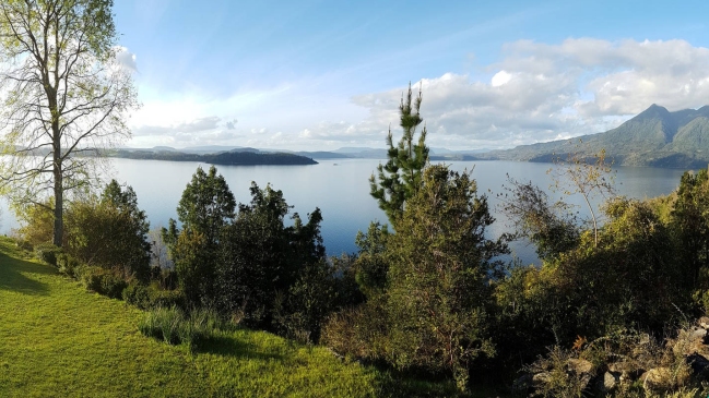 Un desaparecido tras volcar bote en el lago Panguipulli