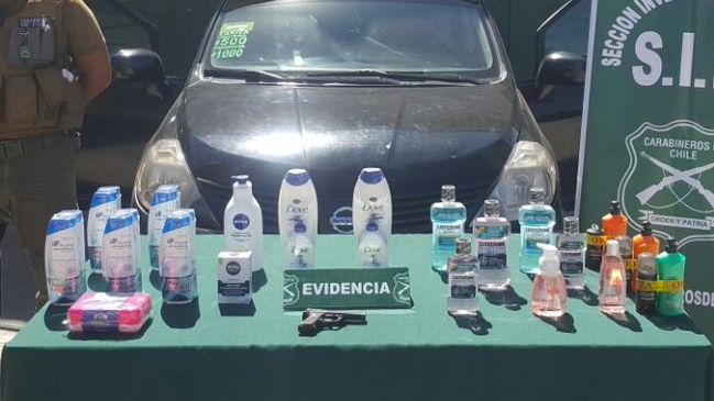 Seis detenidos tras robar farmacia en Maipú: Usaron un arma de juguete