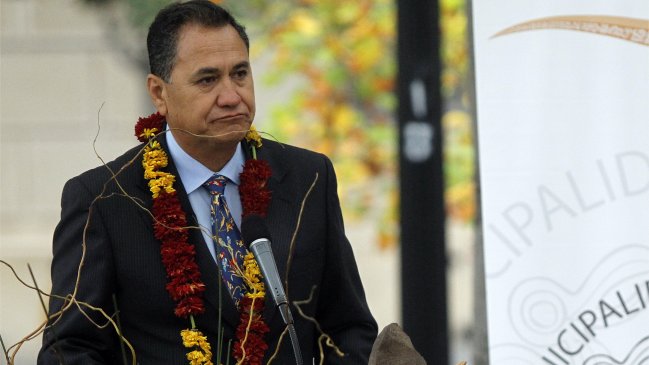 Evo Morales agradeció apoyo de alcalde de Isla de Pascua a demanda marítima