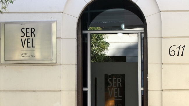 Servel sancionará a partidos por no cumplir con el incentivo de las mujeres en la política