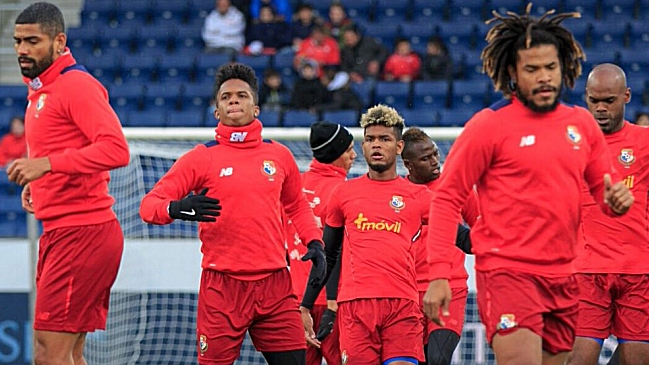 Selección de Panamá debió retrasar su regreso a América por daños técnicos del avión