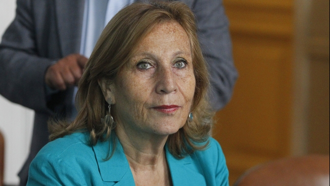 Molina fustigó cambios a protocolo de aborto: 