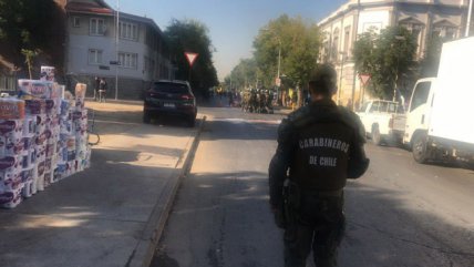   Día del Joven Combatiente: Incidentes aislados afuera del Liceo Amunátegui 