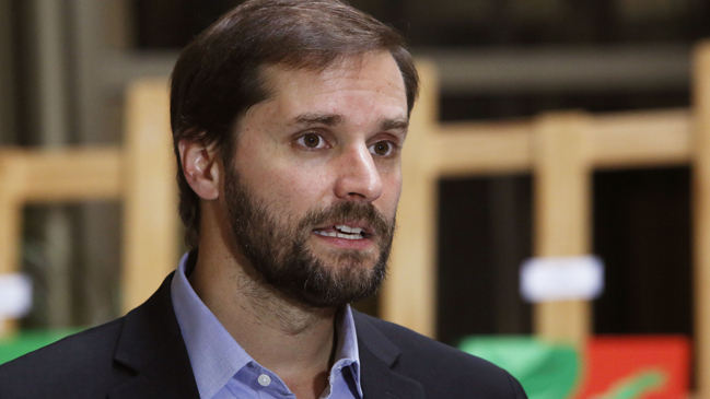 Bellolio fustigó críticas de Narváez: 