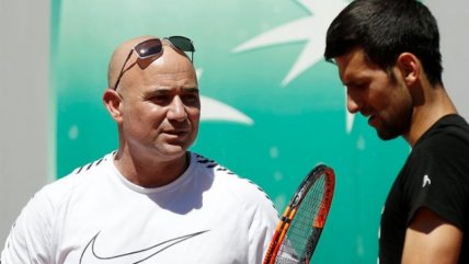 Andre Agassi dejó de trabajar junto a Novak Djokovic